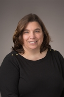 LynnHoward headshot.png